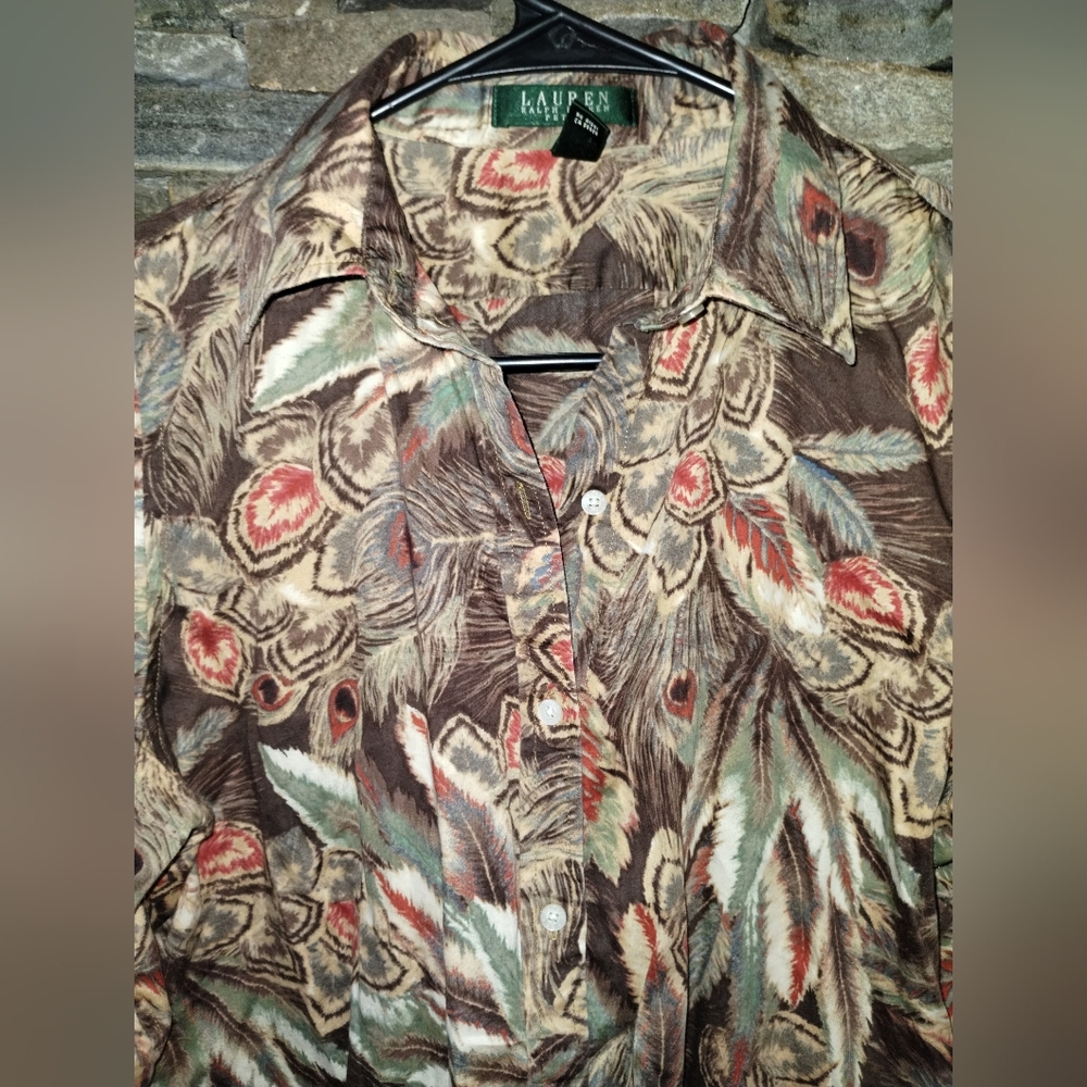 Lauren Ralph Lauren petite large floral blouse, long sleeve - Picture 6 of 7